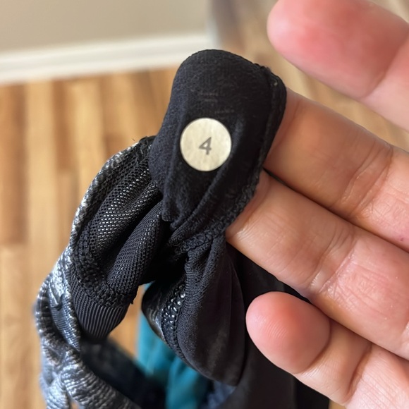 Lululemon Wild Tank - Picture 3 of 4